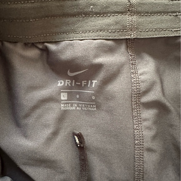 Nike 2-in-1 Running Shorts - Picture 4 of 4